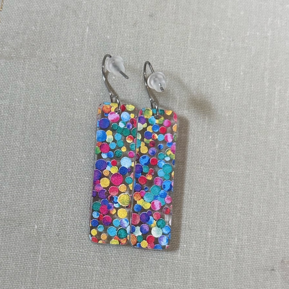 NWOT MINTEDAVE Acrylic Rainbow Confetti Bar Earrings Statement ​Colorful Party - Picture 4 of 4